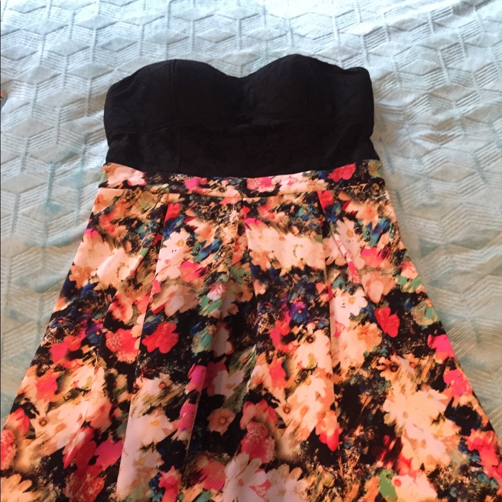 Cute strapless mini dress